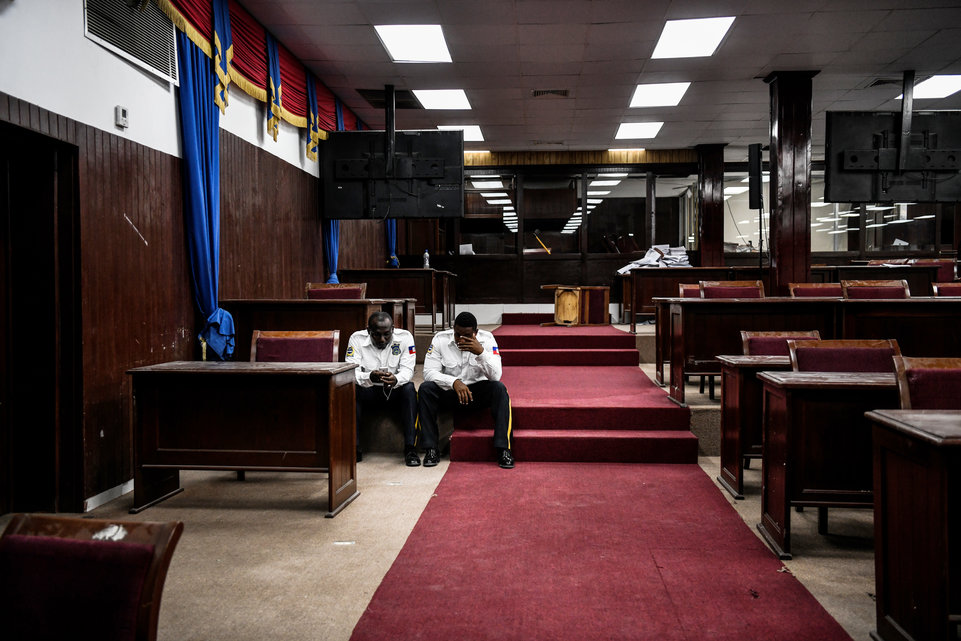 Pour la sixième année consécutive, il n'y a pas de rentrée parlementaire